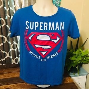 Superman shirt size large super cute